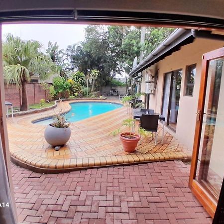 Bed and Breakfast Nqabanqaba Richards Bay Exterior foto